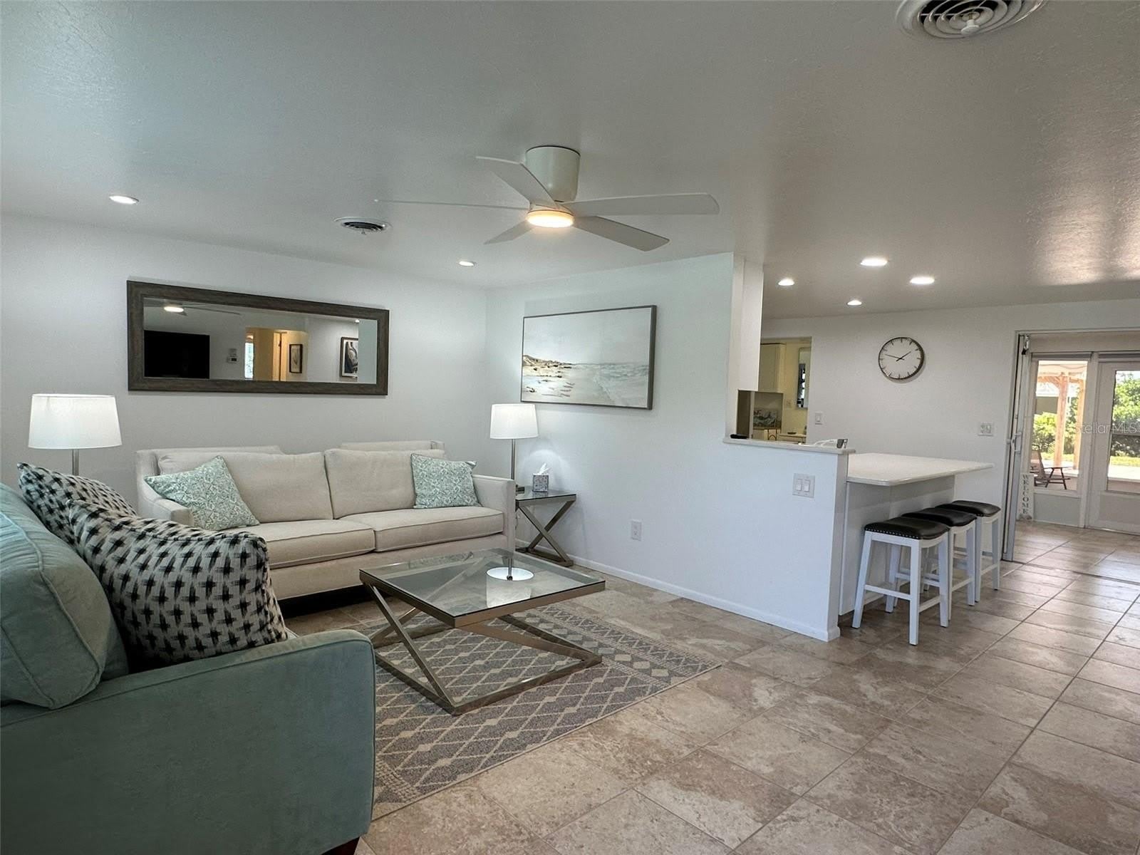 1575 LORALIN Drive – photo 4