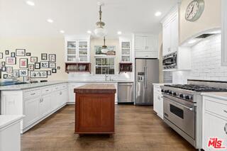 537 North June Street – photo 5