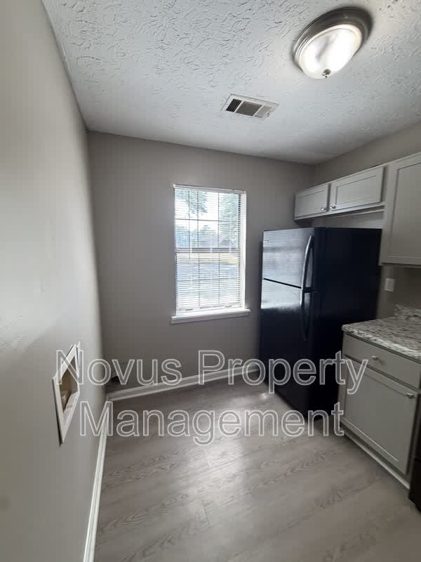 703 South Street – photo 3
