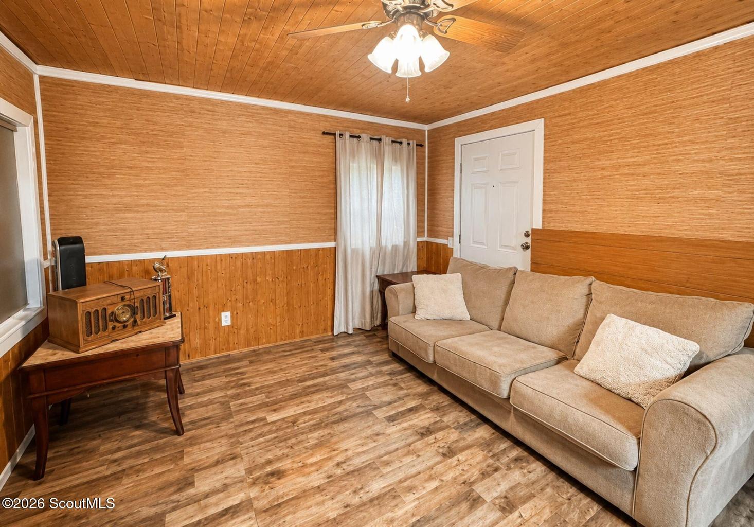 6285 Pond Street – photo 4
