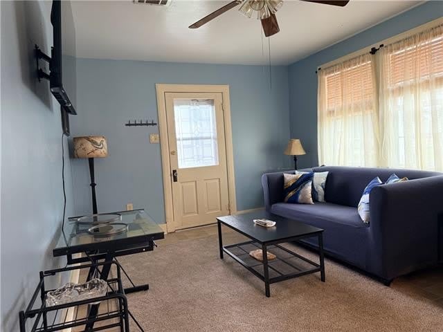 264 AVENUE B Street – photo 4