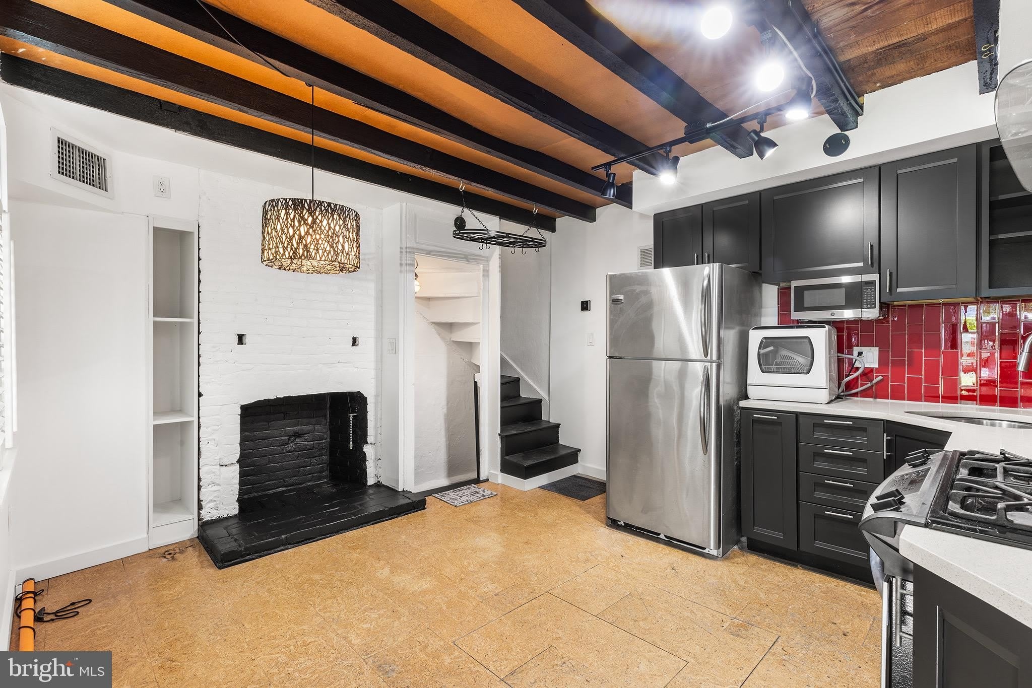 9 BRISTOW Place – photo 4