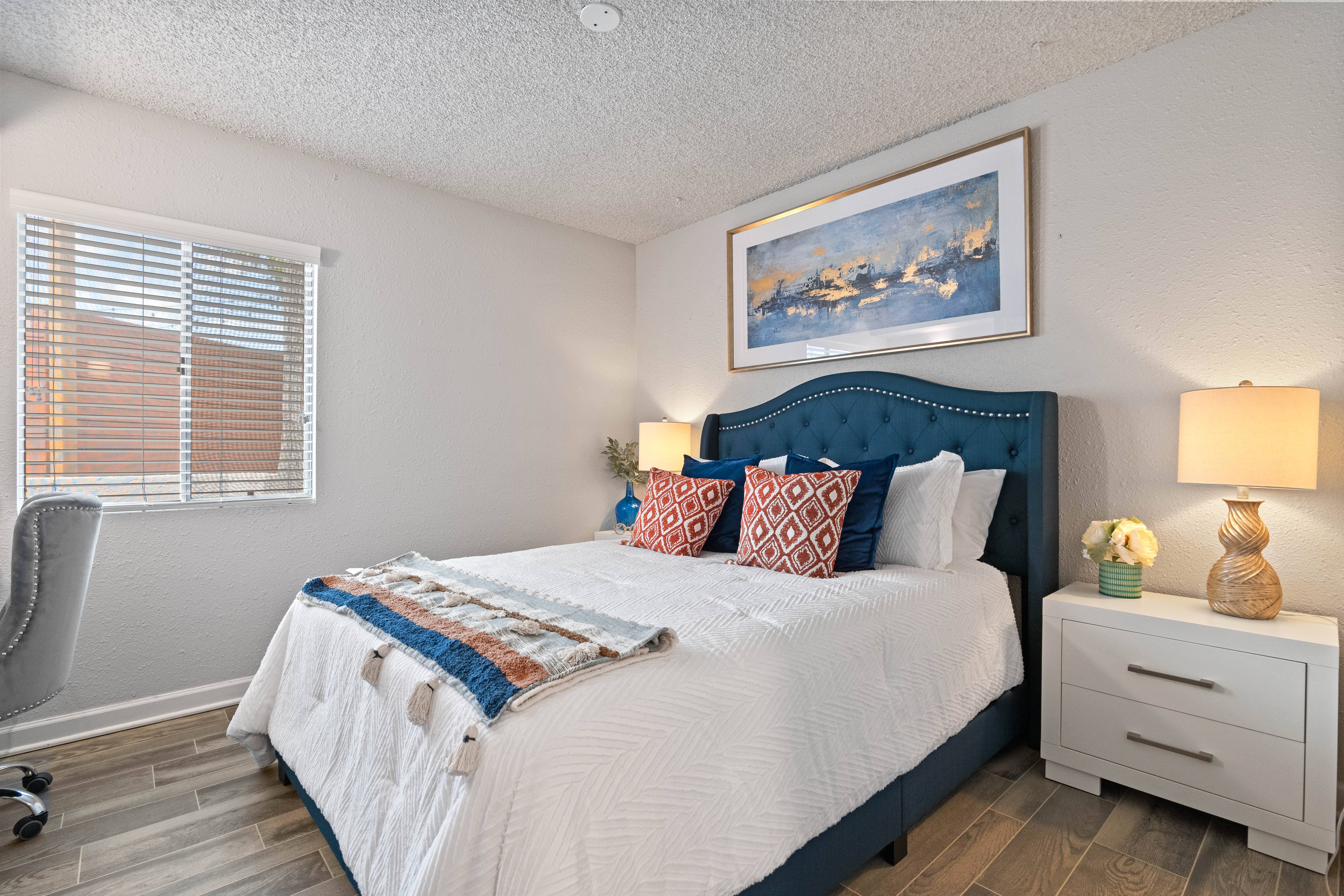 Delano – photo 5