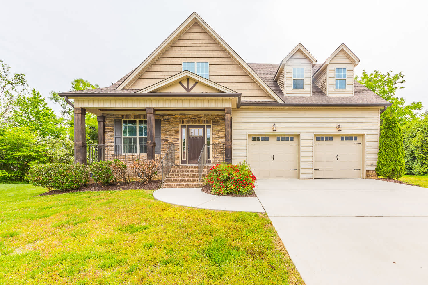 7388 Lazy Brook Court – photo 2