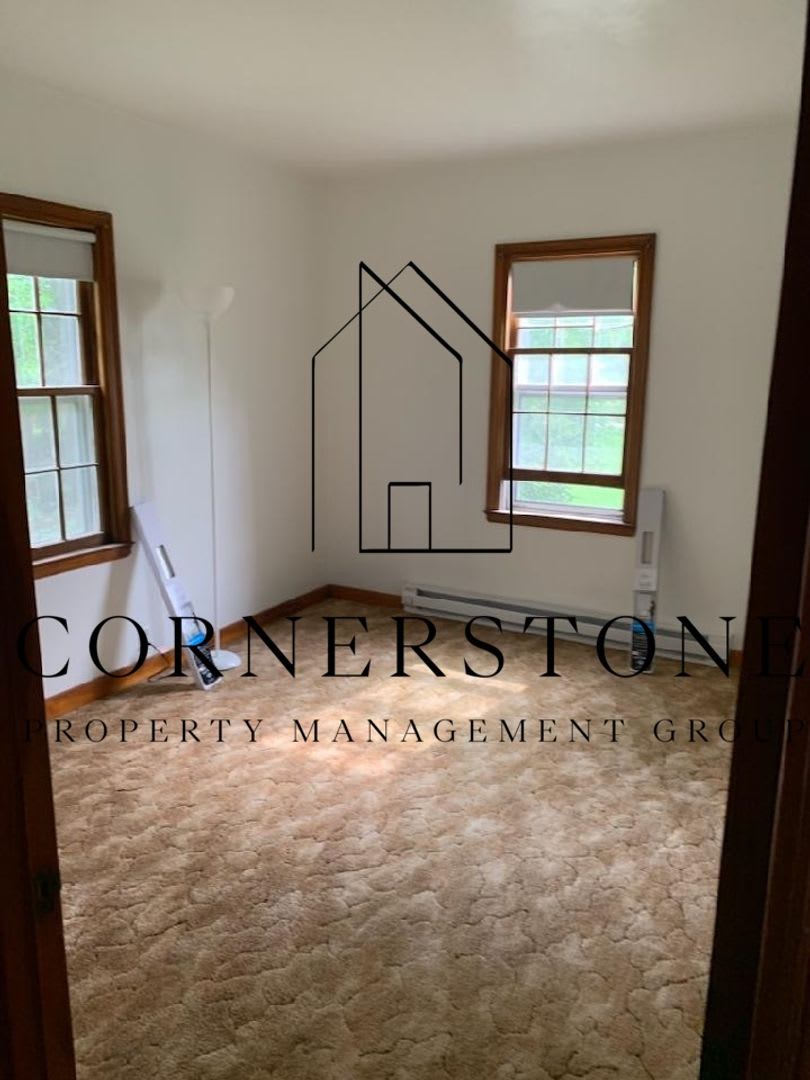 Cute 1 bedroom house Rockwell City $580, no water bill! – photo 4