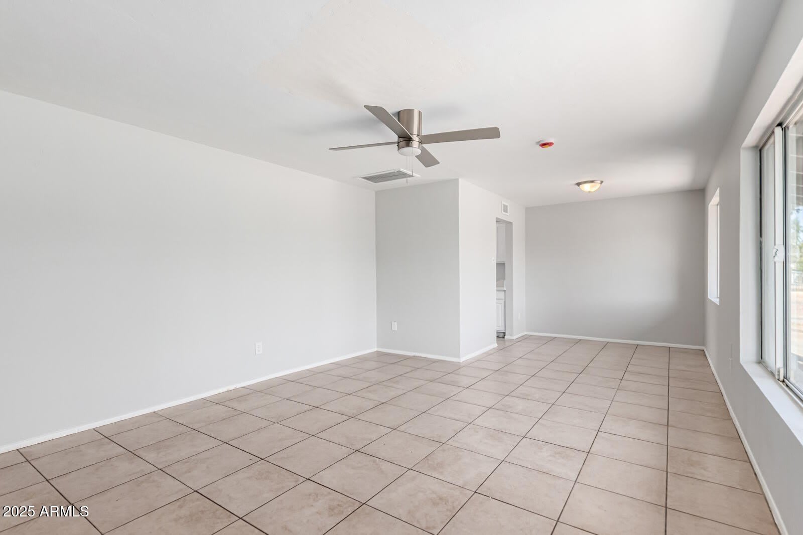 1238 E Vine Avenue – photo 4