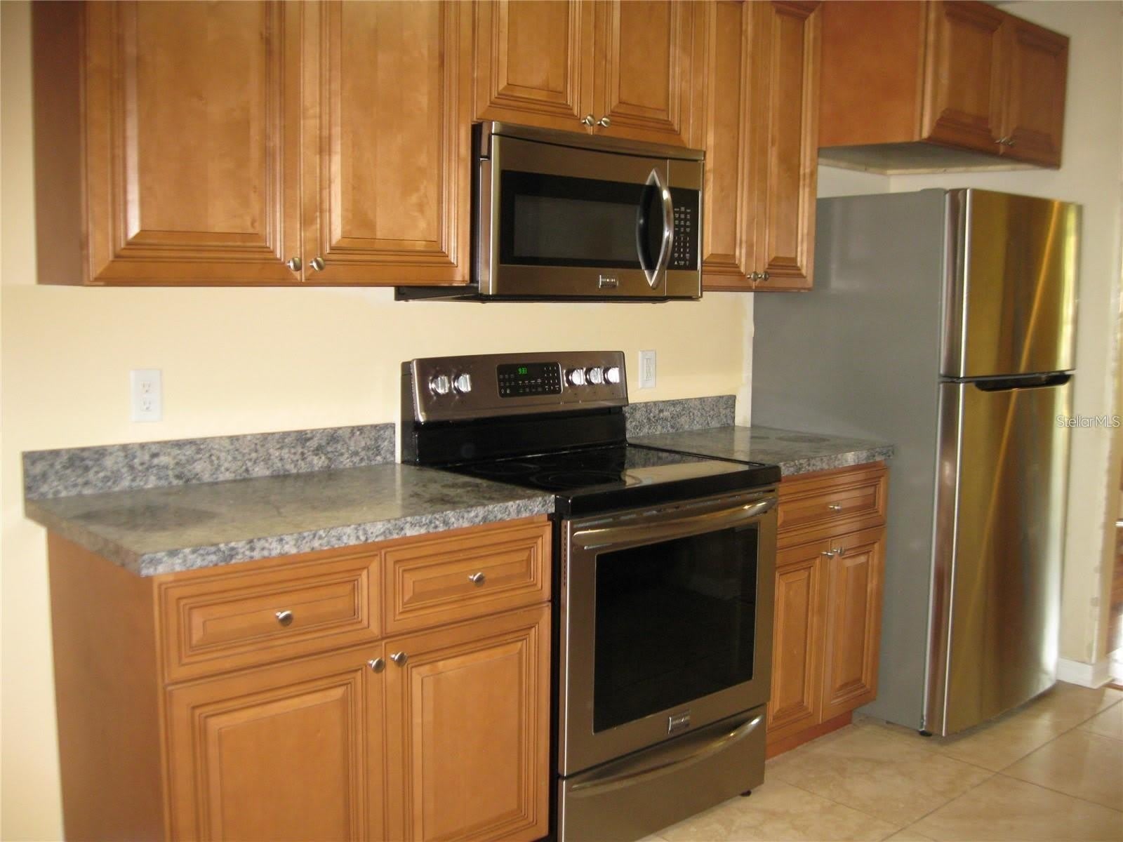 1057 32ND Street – photo 4