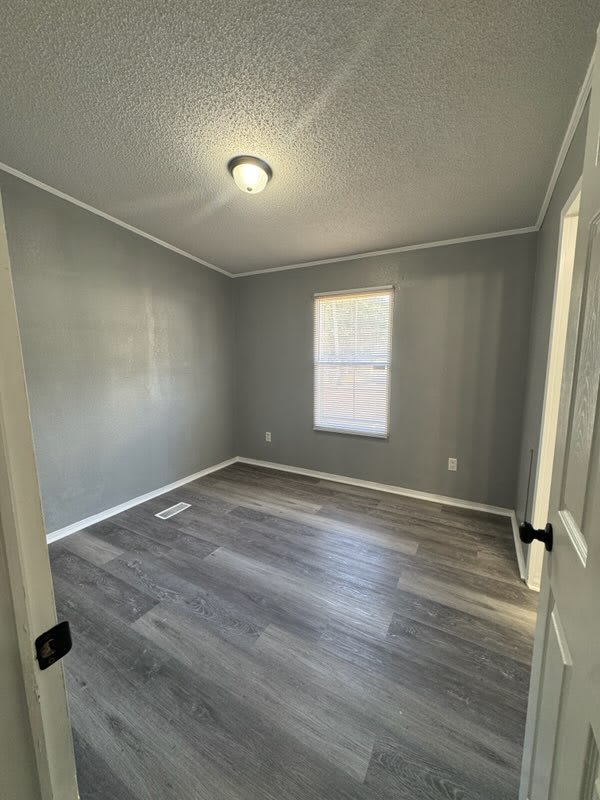 150 Oak Street – photo 4