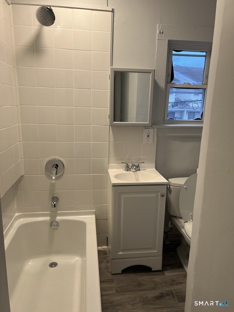50 W Washington Avenue – photo 5