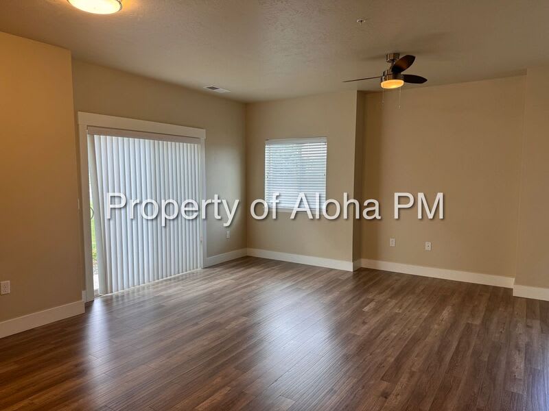 3502 E. Grand Forest Dr. – photo 4