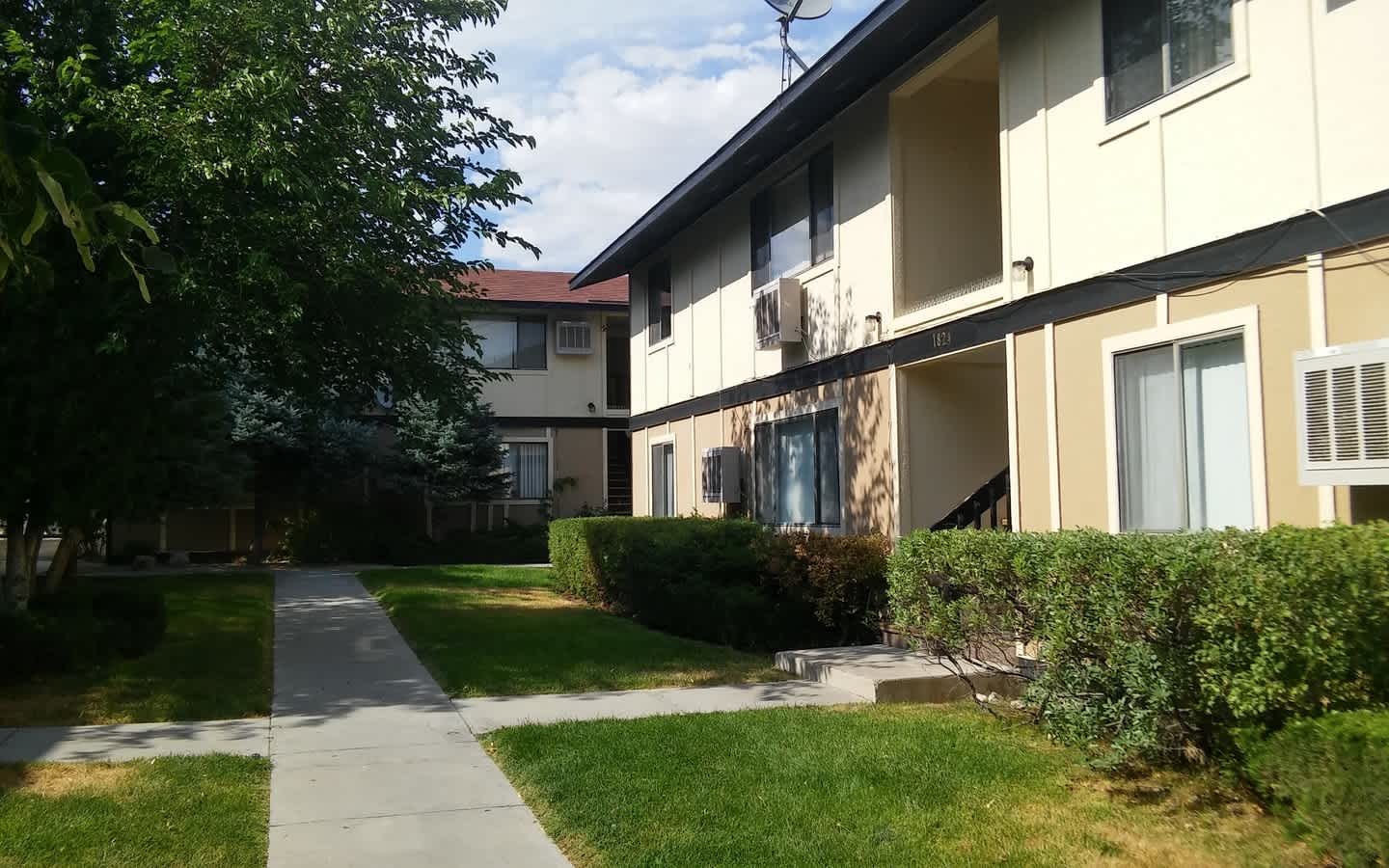 1896 Butte Street – photo 3