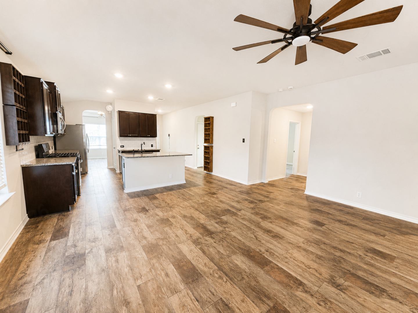 6711 Hoffman Plain, San Antonio, TX 78252 – photo 4