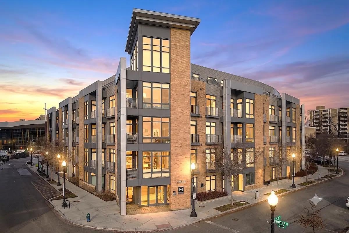 525 Water Street Sw – photo 1