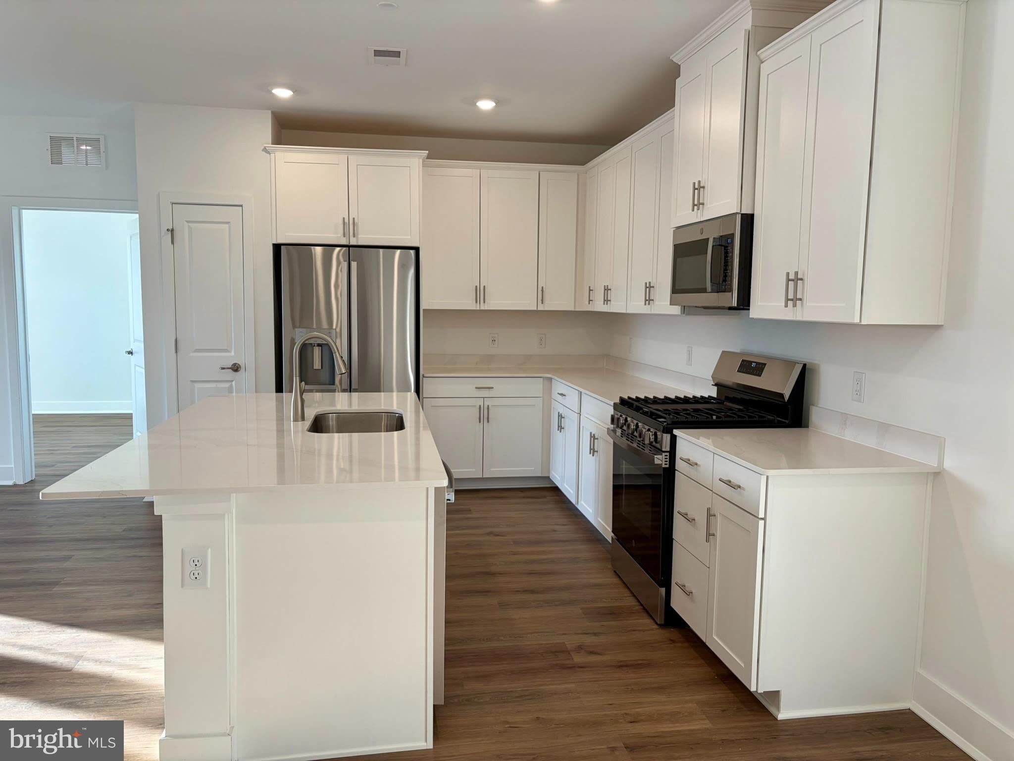 2201 Jacob Francis Way – photo 2