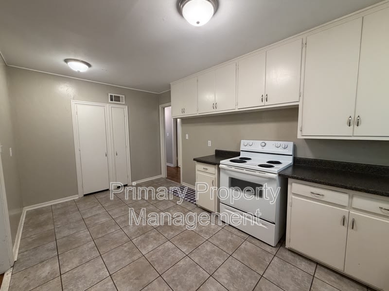 1722 Mattern Drive – photo 5