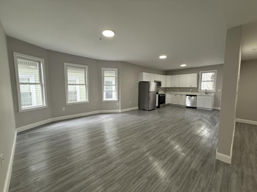 40 Fowler St. – photo 2