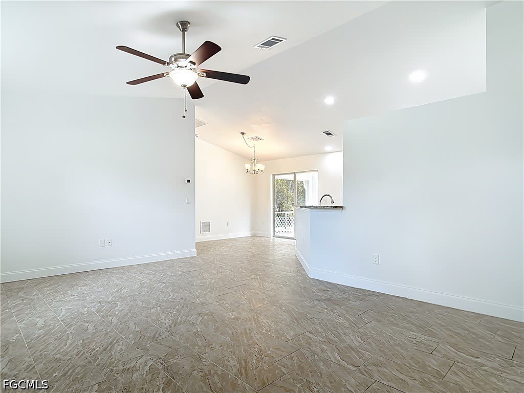 18522 Robinson Avenue – photo 4