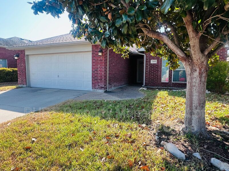 2509 Windblown Dr – photo 2