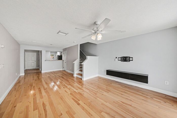 8106 Silent Creek Drive – photo 3