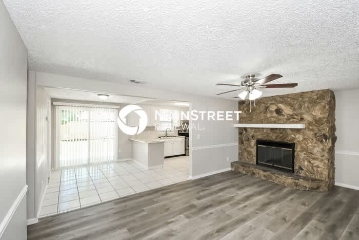 8447 Thims Avenue – photo 3