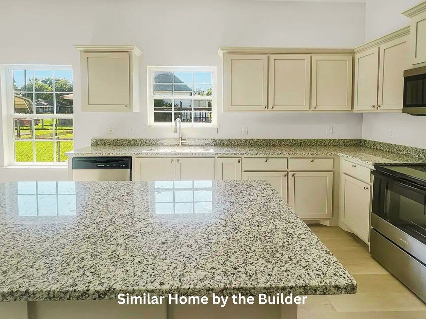 Fresh, Modern & Move-In Ready 3-Bedroom Duplex in Lawton! – photo 2