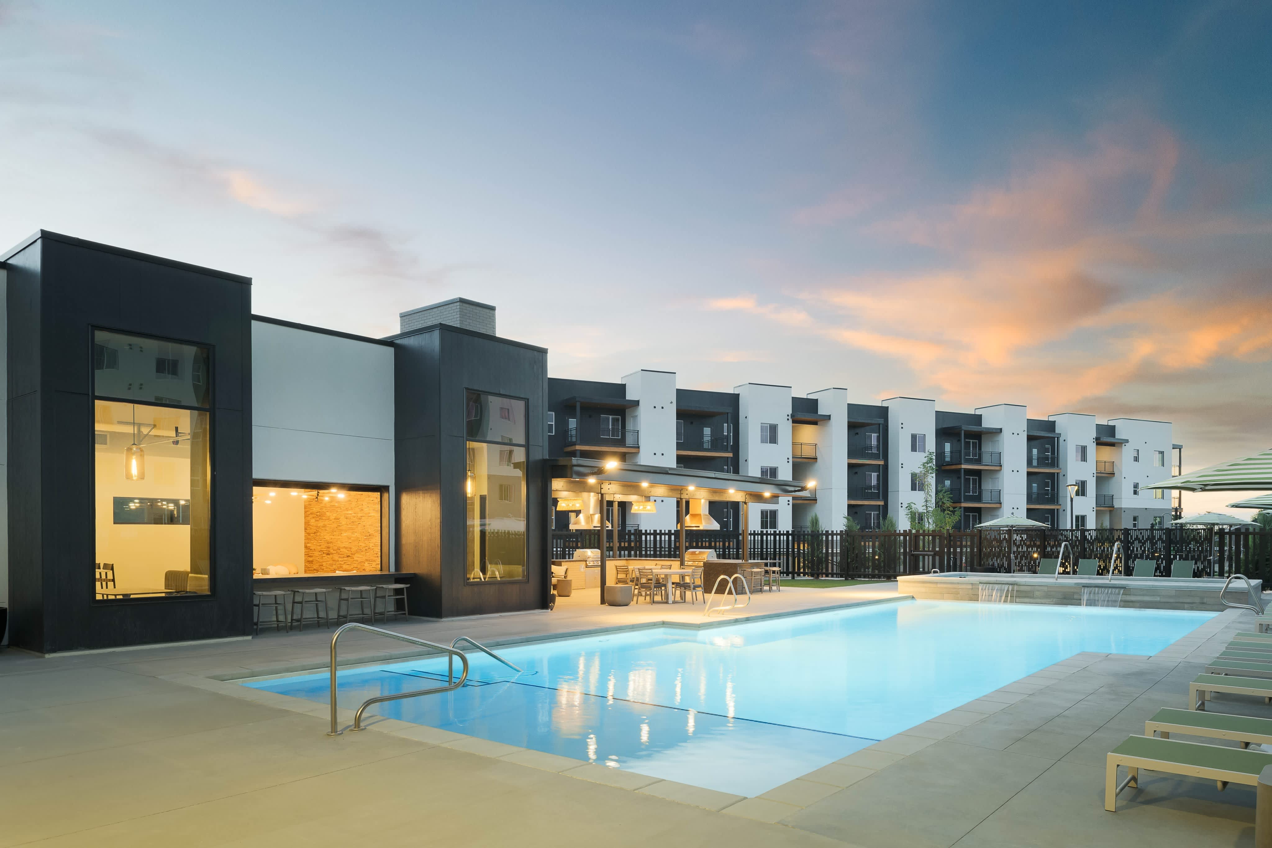 Canyon Ridge Apartments – photo 4