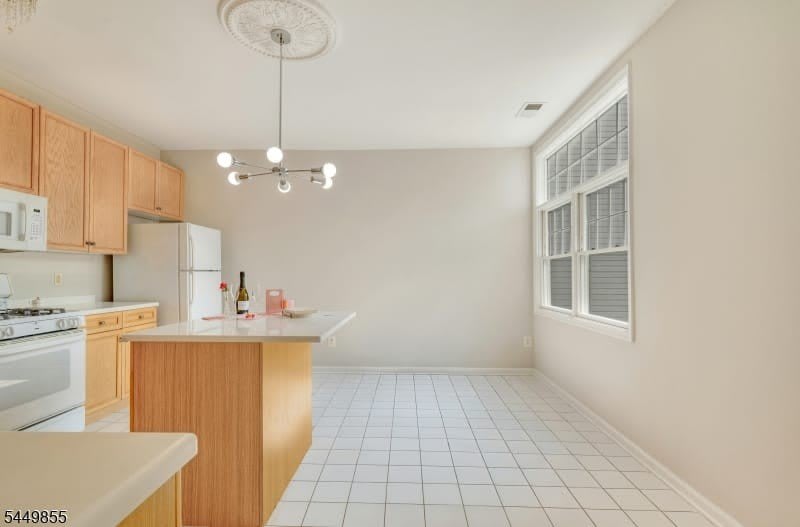 408 Kensington Ln – photo 3