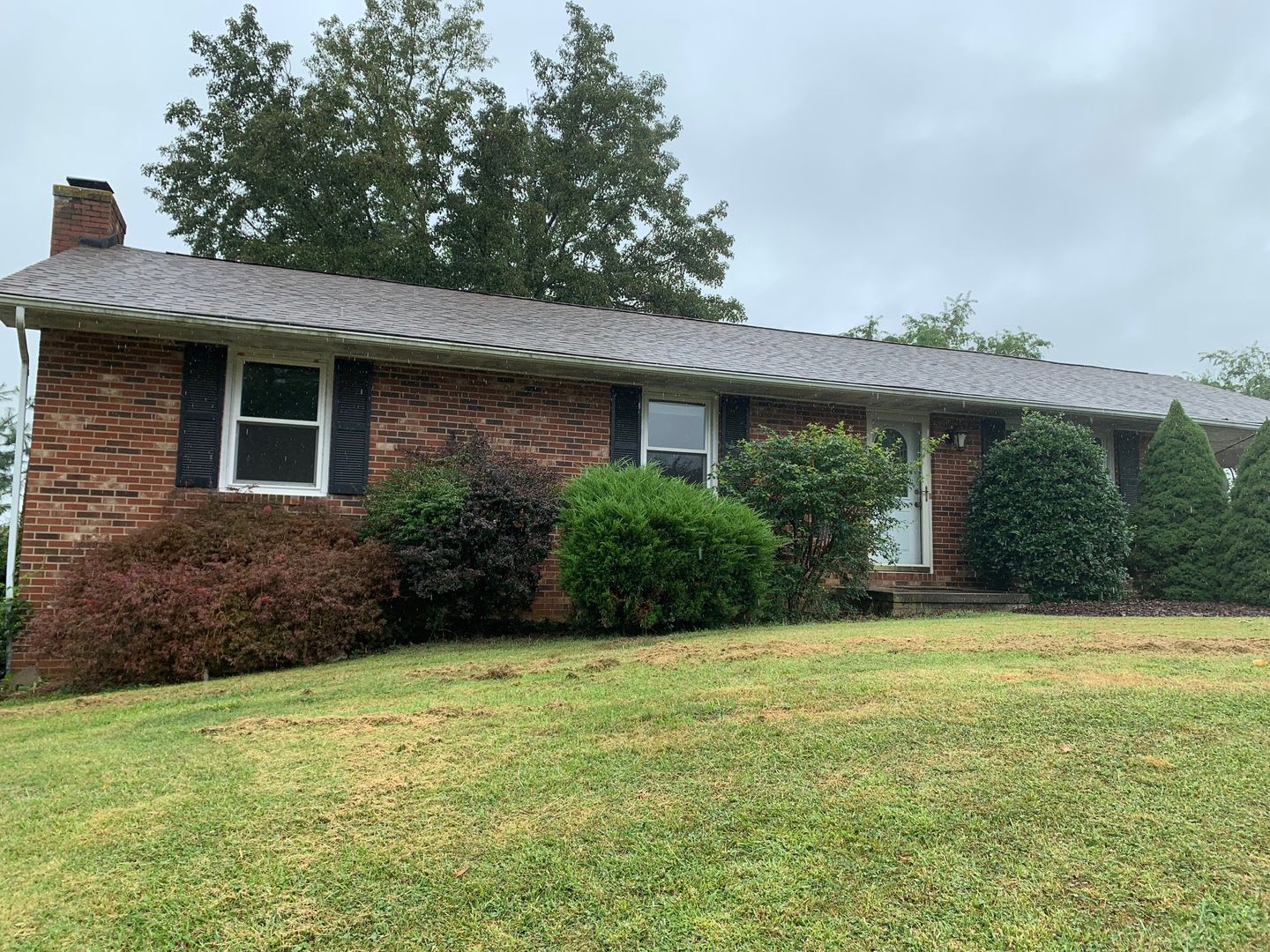 3 Bedroom, 2 Bath House – photo 2