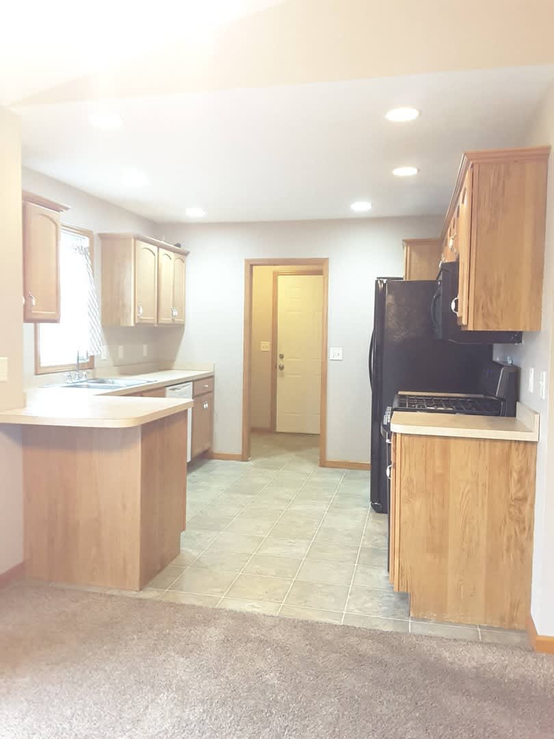 3 Bedroom Single Family Home! – photo 3