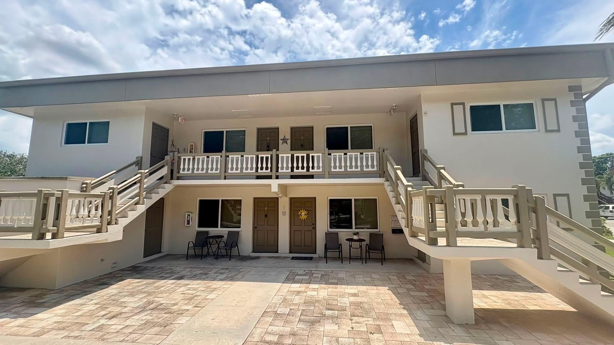 5210 SW 90th Way – photo 1