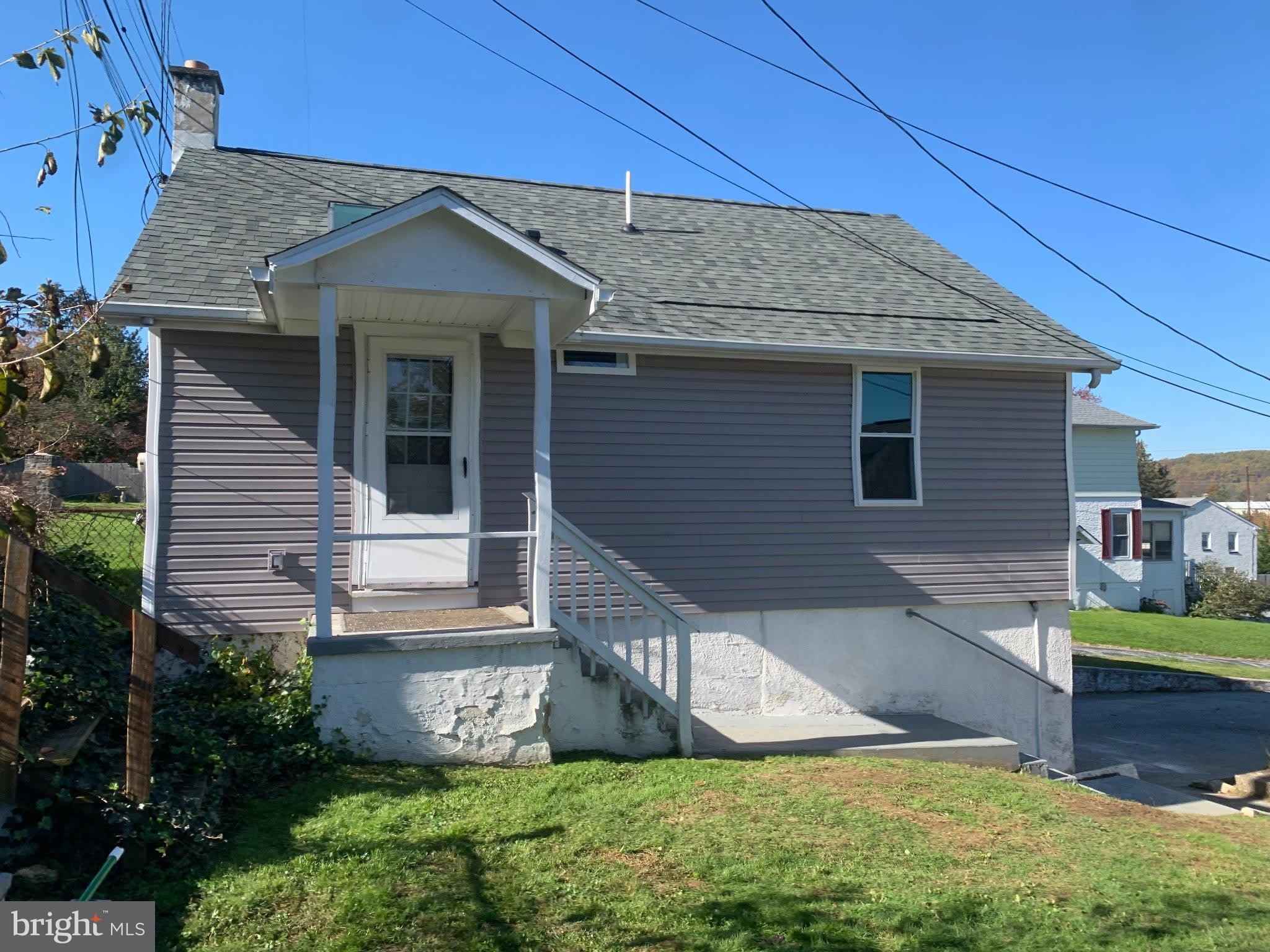 3718 NORWOOD Avenue – photo 1