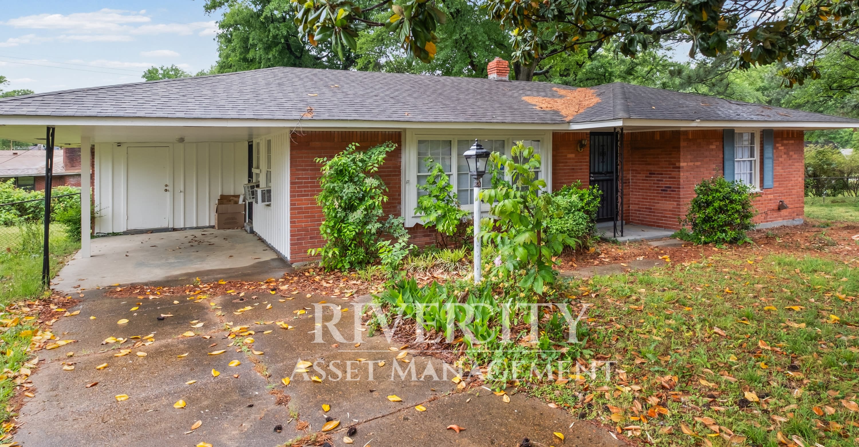 1381 Laudeen Drive – photo 2
