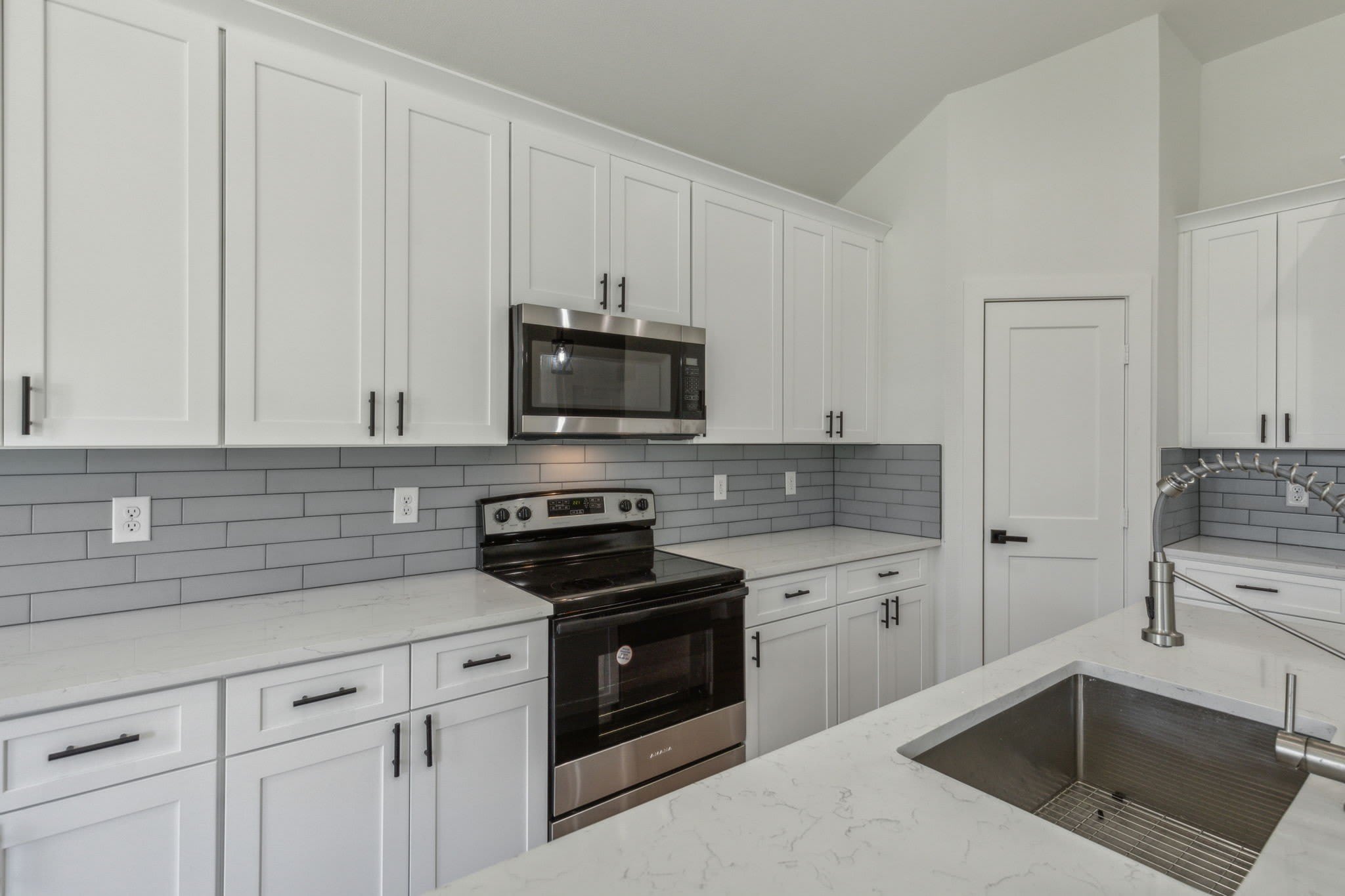 4617 Pickett Street – photo 5