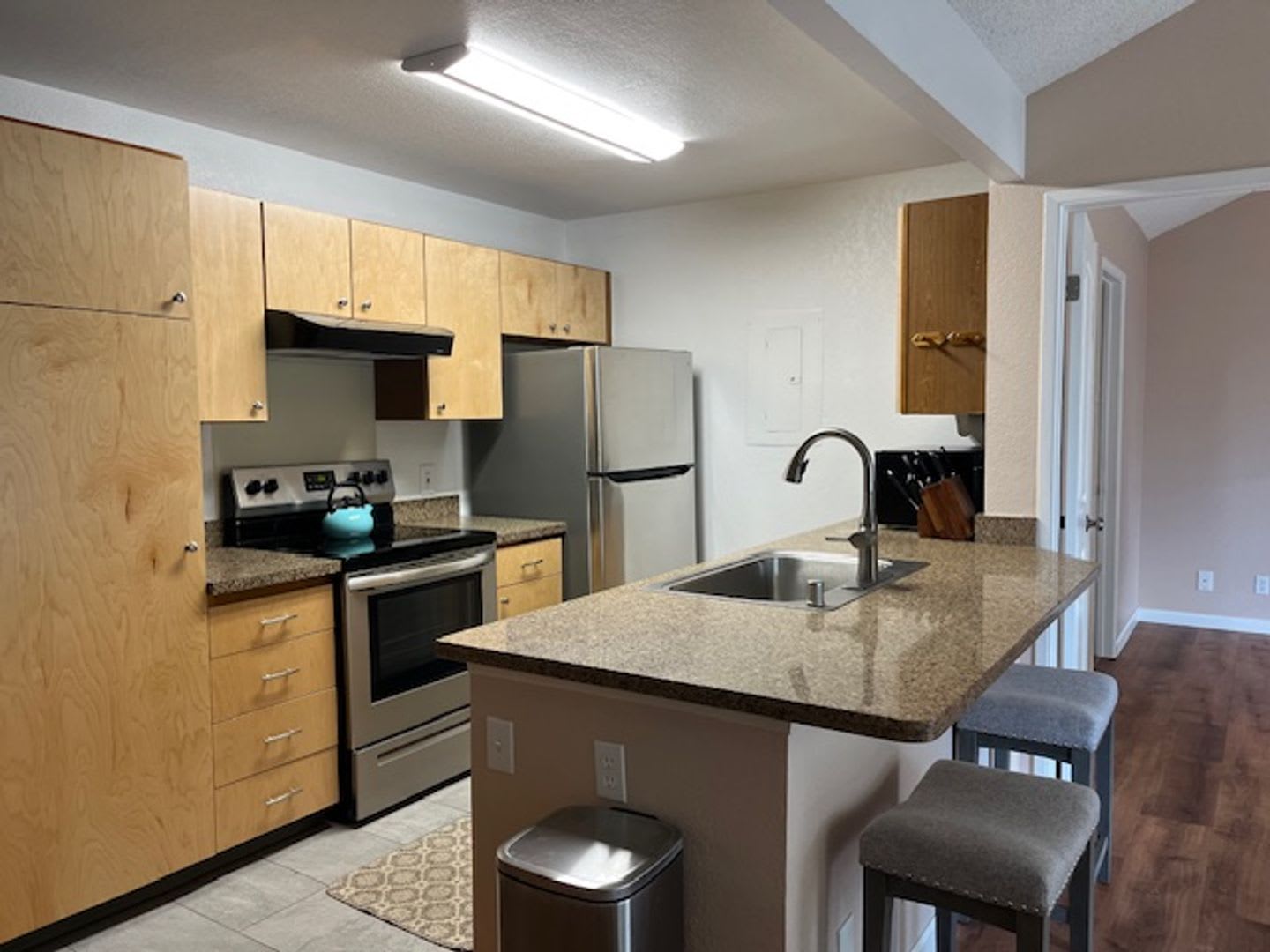 Fully Upgraded and Private 2 Bedroom / 2 Bath Condo – photo 2