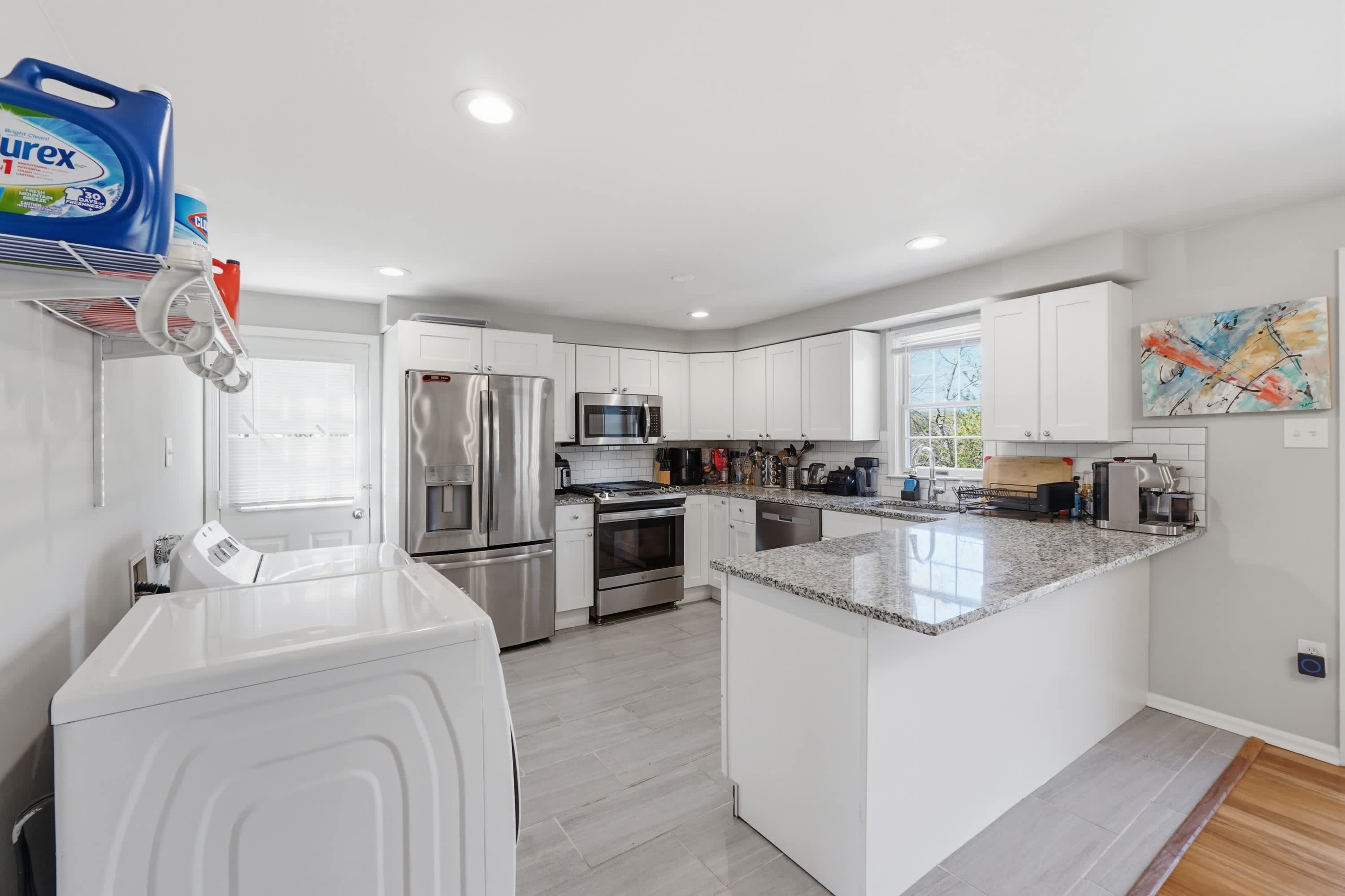 9008 Autoville Drive – photo 3