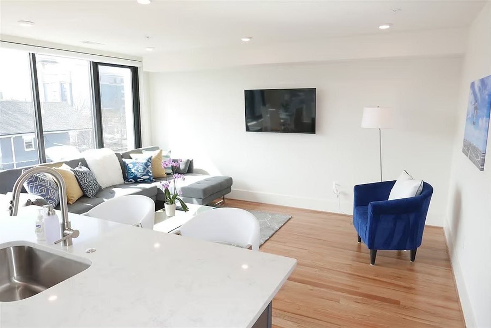 Updated 2Bedroom/2Bath – photo 4