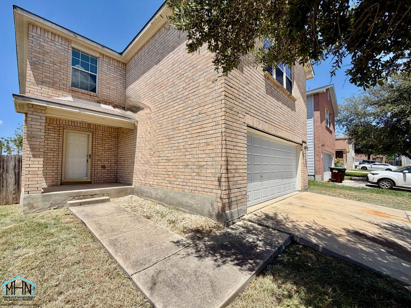 Spacious 2 Story 3 Bedroom 2 5 Bath Home In Converse Tx With Wasy Access To Samc And Randolph Air Force Base – photo 1