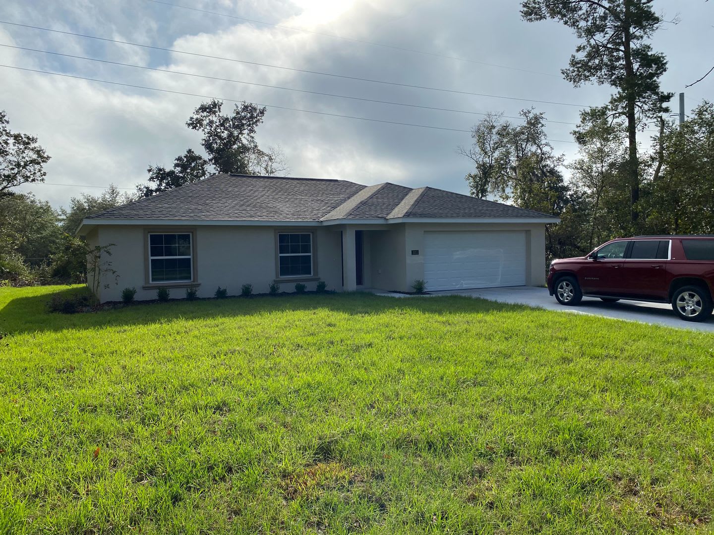Desirable SW Ocala Neighborhood 3/2/2 *WON'T LAST* – photo 2
