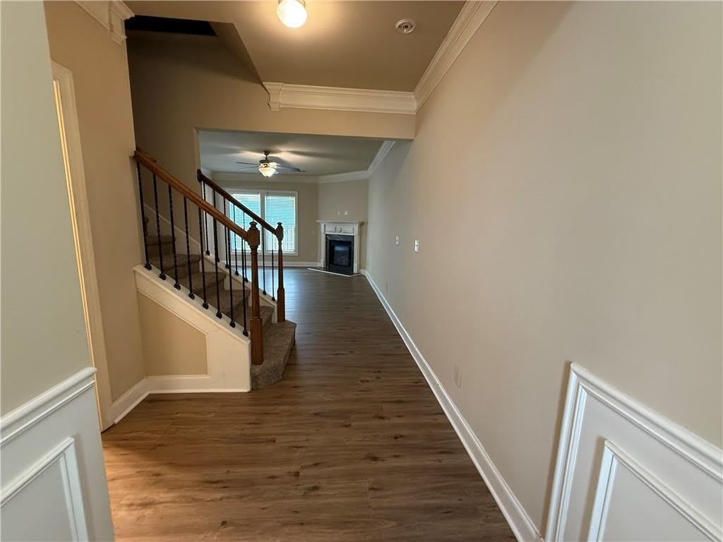 1045 Township Circle – photo 2