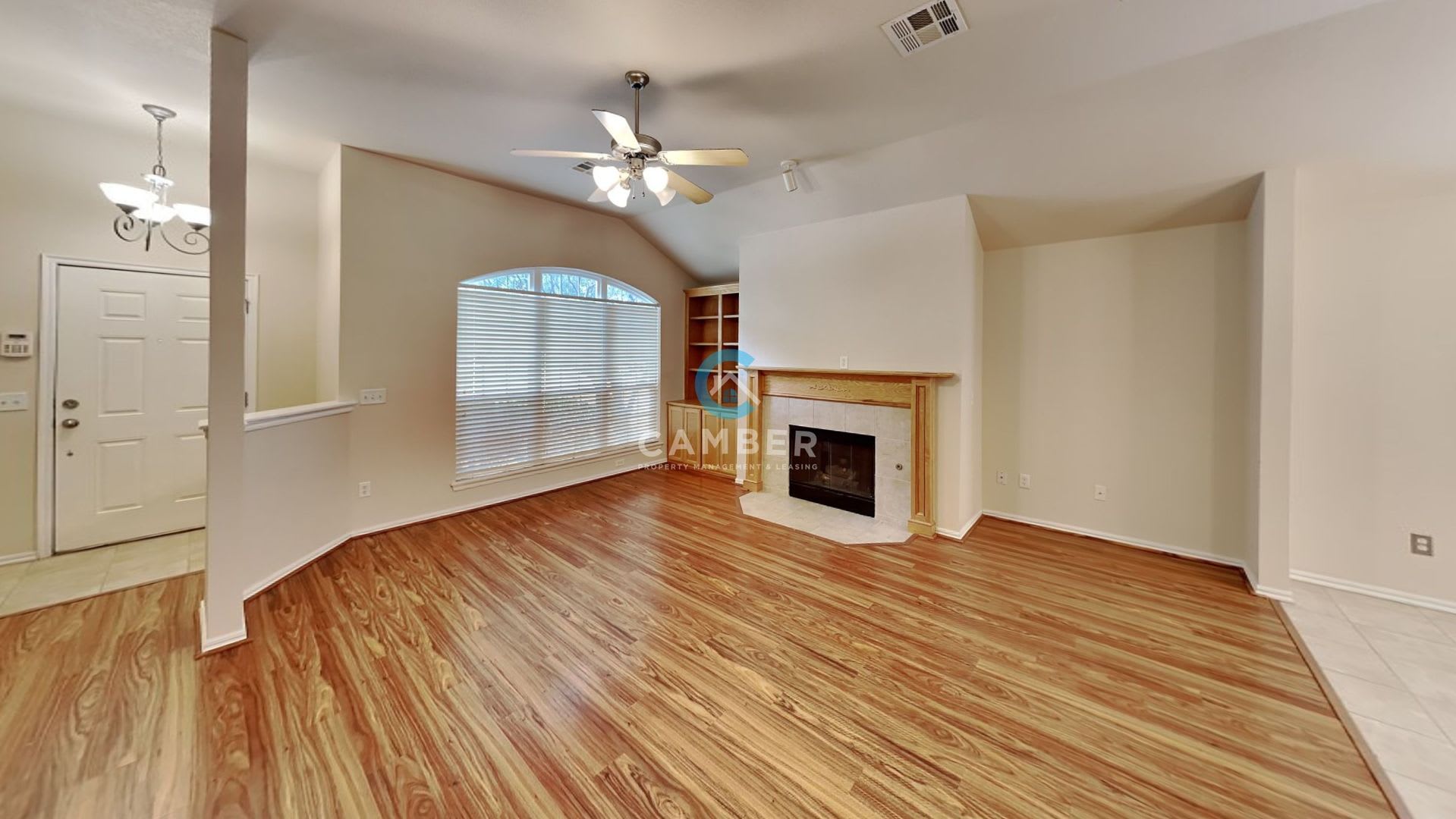 4 Bedroom Home in Edmond – photo 4