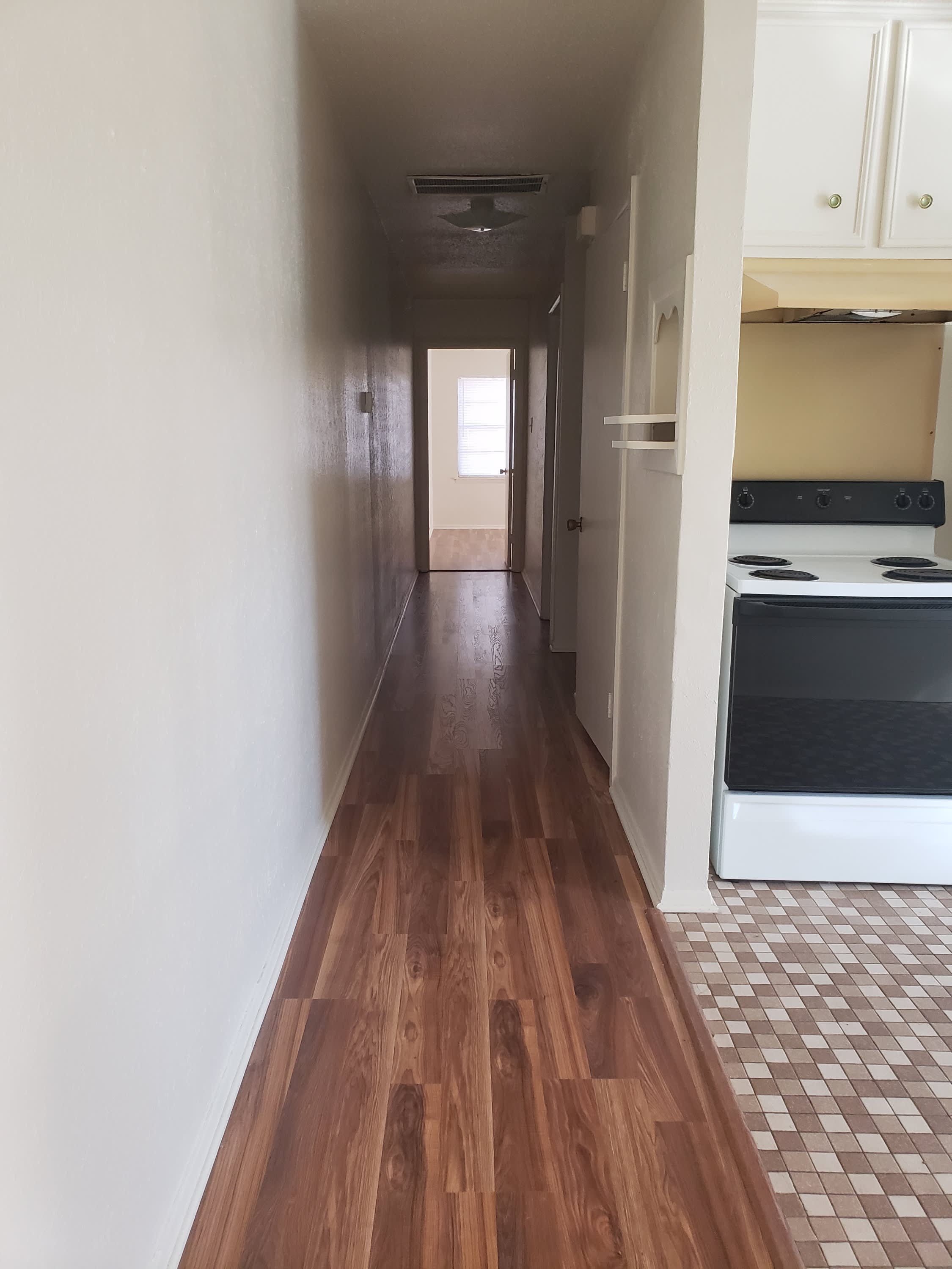 1439 S Rusk St – photo 4