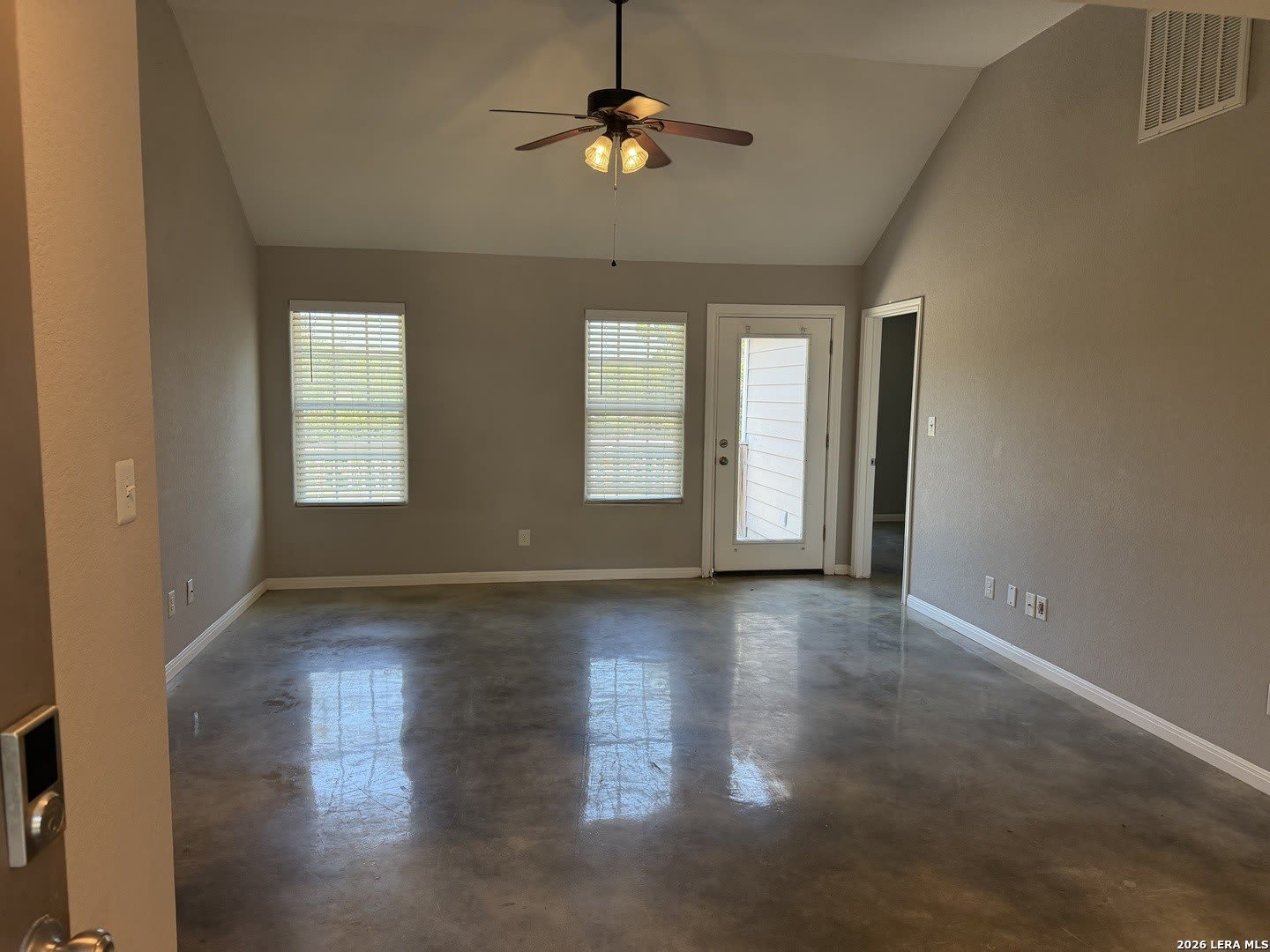 591 Burr Oak Ln – photo 2