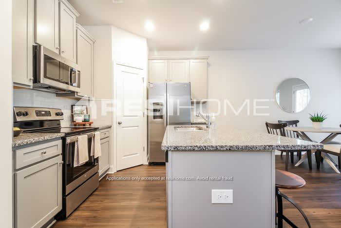 1116 Simmons Bend Court – photo 4