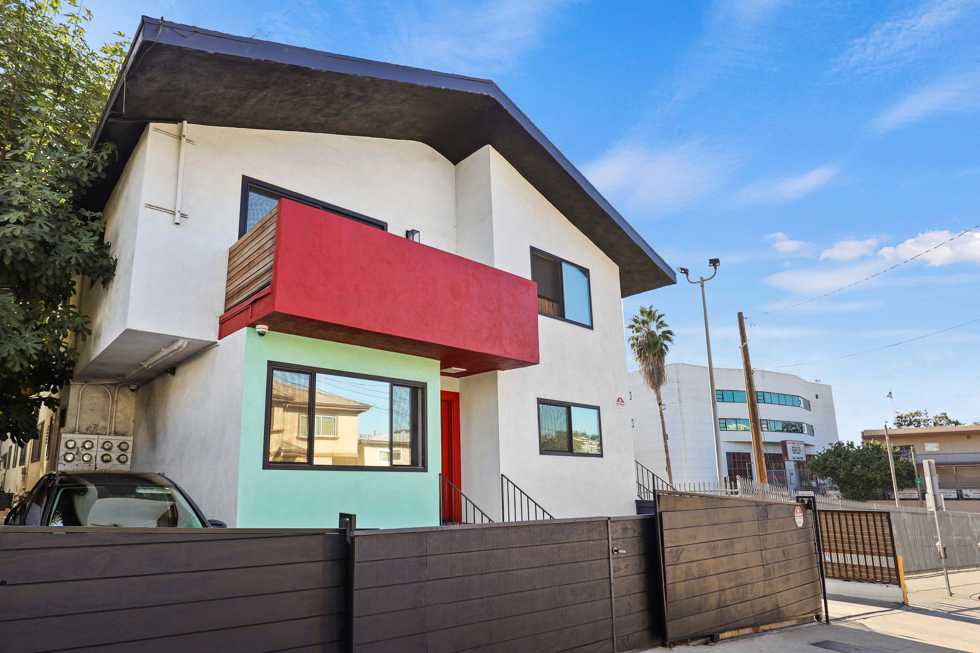 830 Bartlett Street Apartments – photo 2