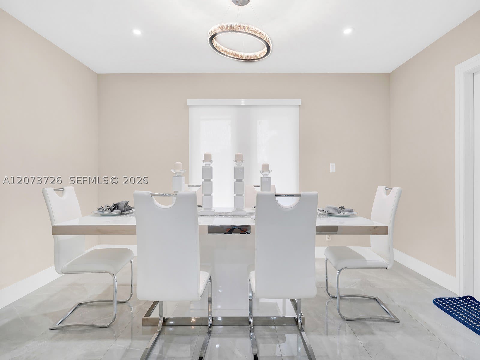 621 E Tropical Way – photo 2