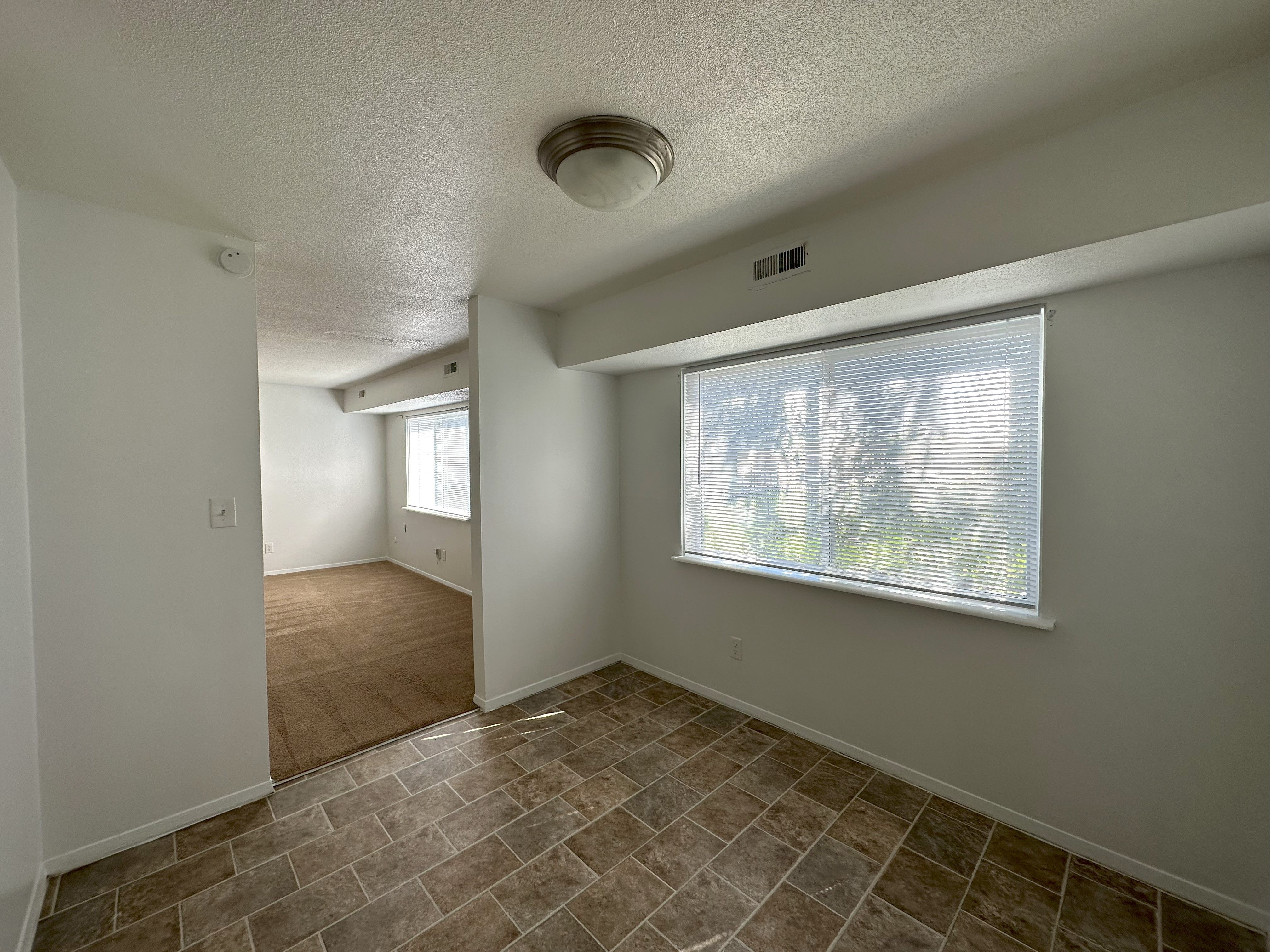 Courtyard Apartments – photo 3