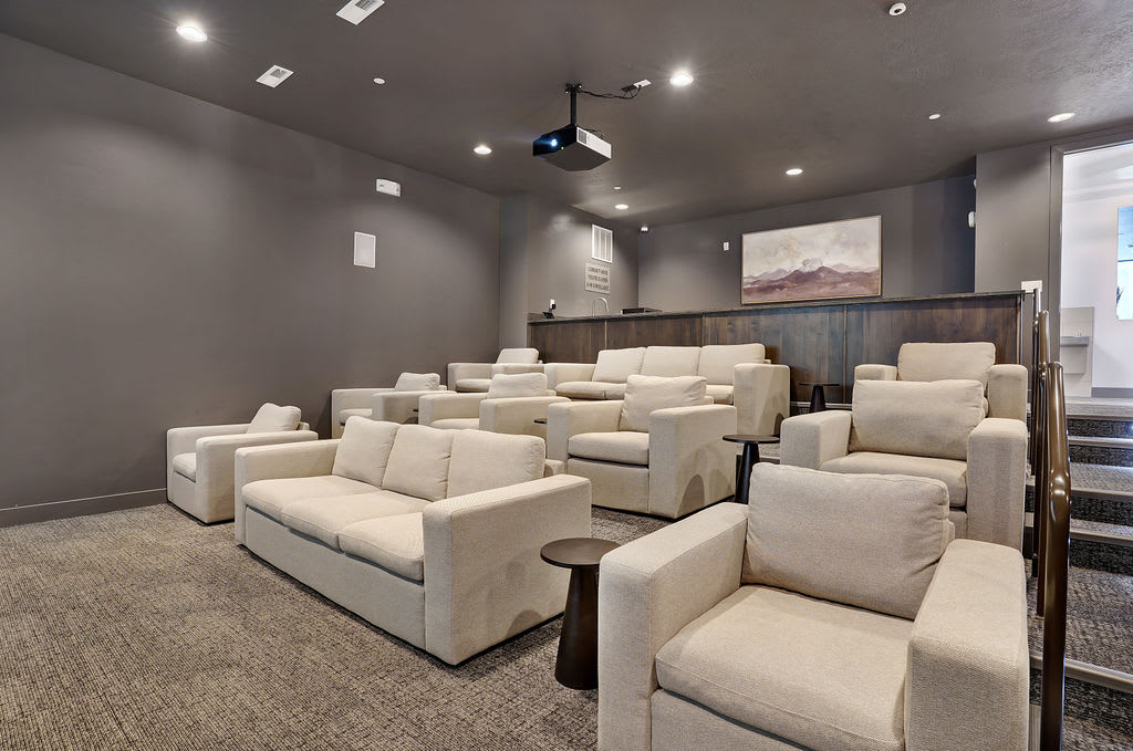 Canyon View Crossing Apartments – photo 2