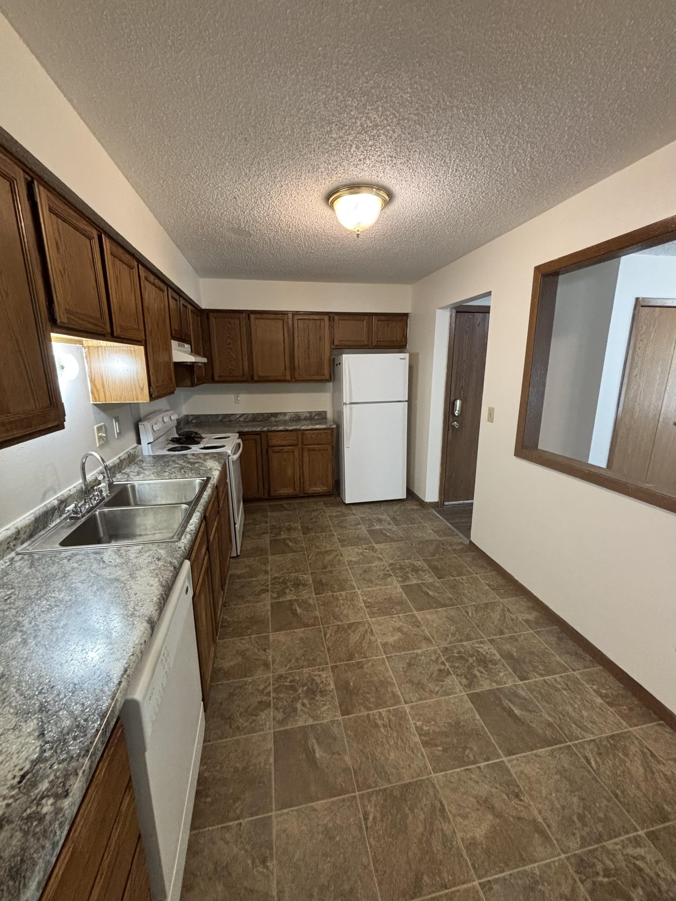 7585 79th Street South – photo 3