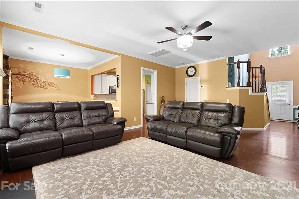 16137 Annahill Court – photo 5