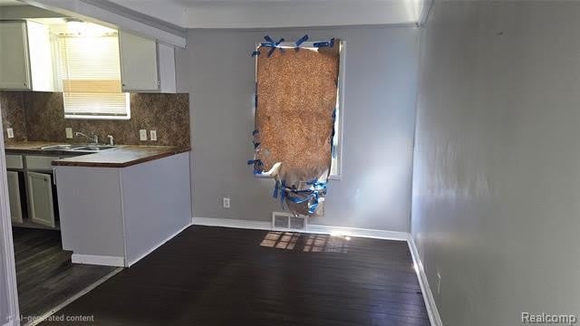 11837 Roxbury Street – photo 3
